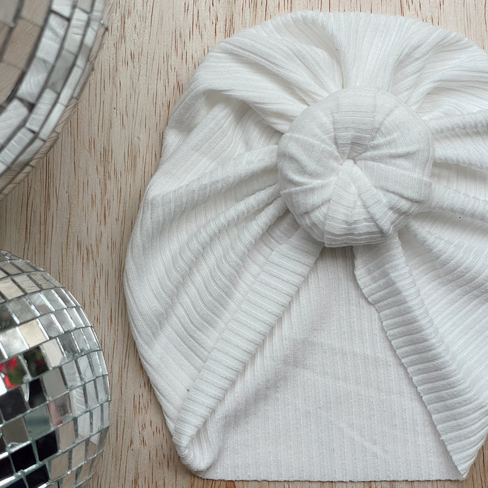 White Ribbed Ava knot