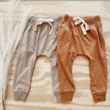 Load image into Gallery viewer, Brushed Cotton Joggers - Camel